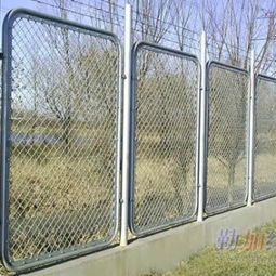 铁路防护勾花网与车底防护板 免维护、易安装的专业防护方案