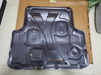 钜甲锰钢发动机护板 为爱车打造坚不可摧的底盘防护